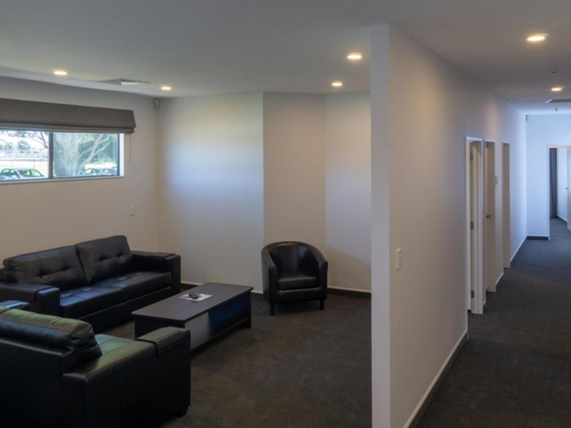 Durham Court Motor Inn Тауранга Экстерьер фото