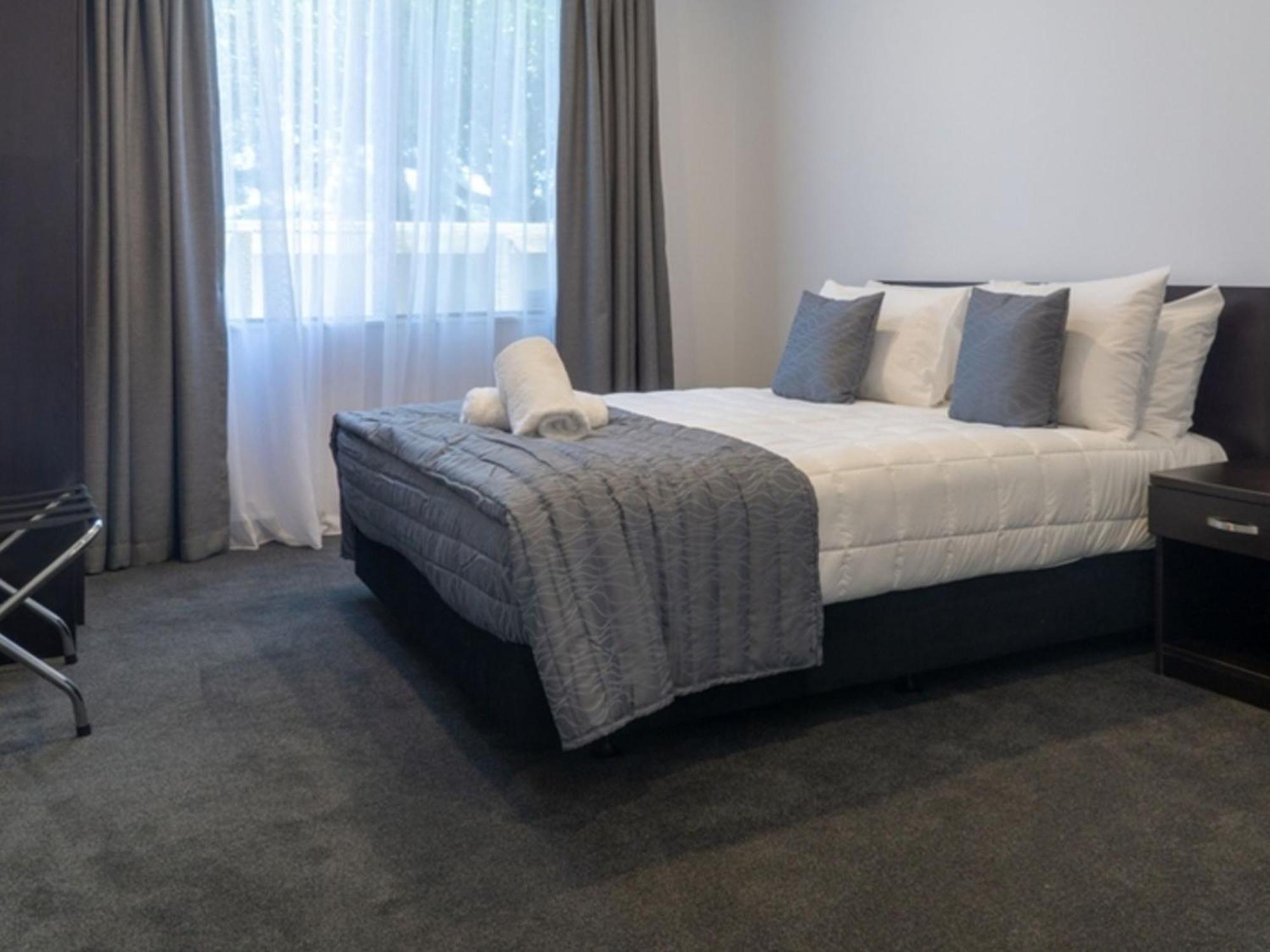 Durham Court Motor Inn Тауранга Экстерьер фото