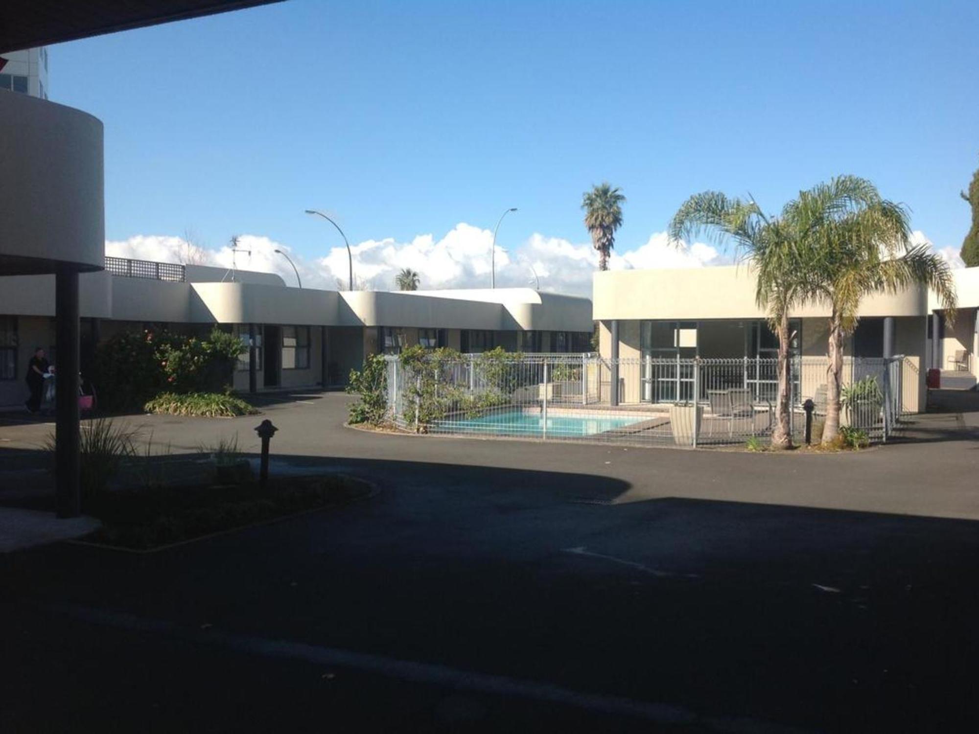 Durham Court Motor Inn Тауранга Экстерьер фото
