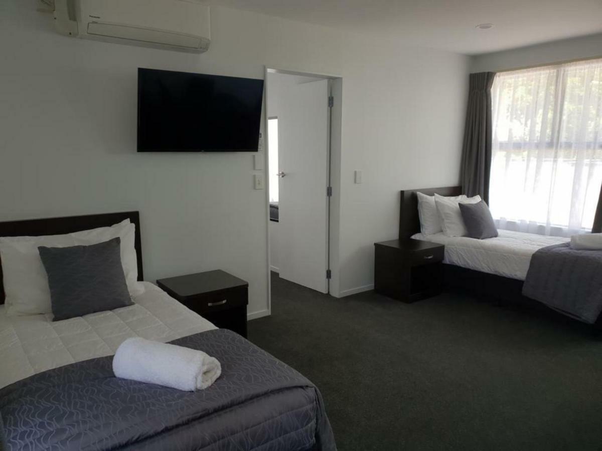 Durham Court Motor Inn Тауранга Экстерьер фото